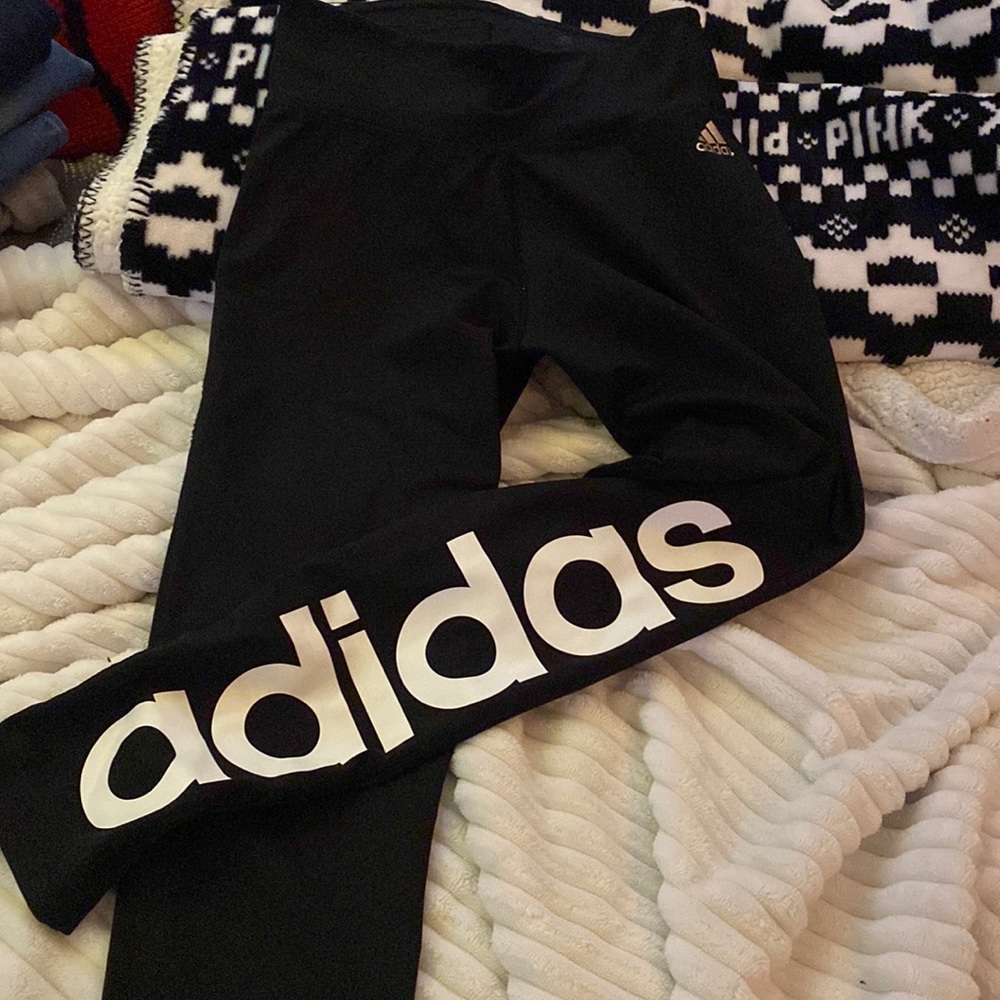 Adidas leggings